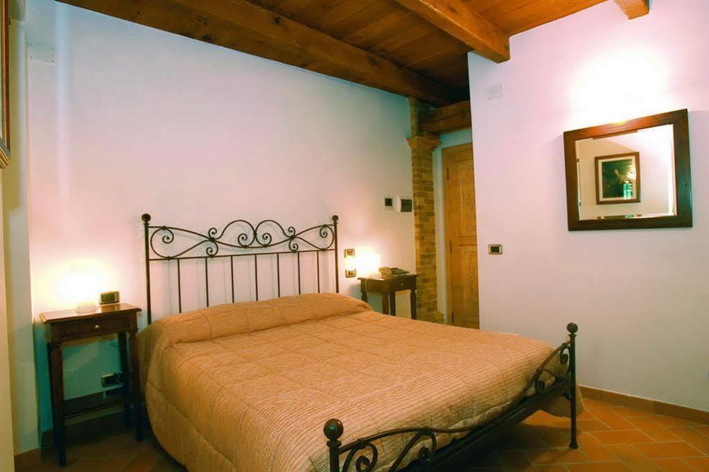 גרוטמארה B&B La Torretta Sul Borgo מראה חיצוני תמונה